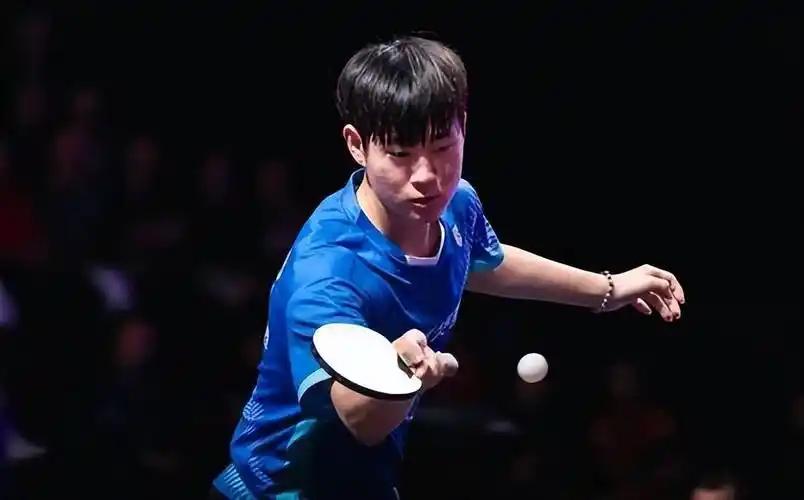 日本队完胜韩国队，林高远状态火热