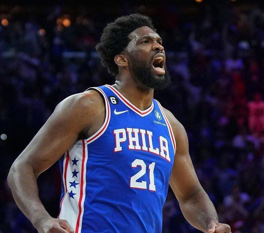 四川队力克掘金，恩比德状态火热