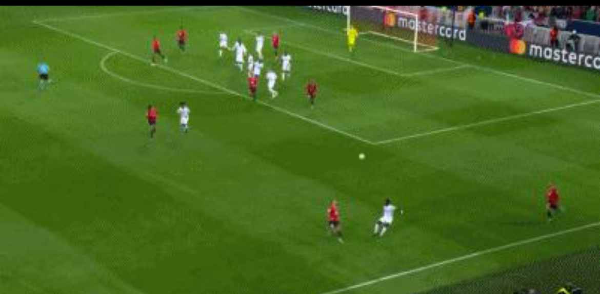 里尔球员因伤缺席下一场比赛