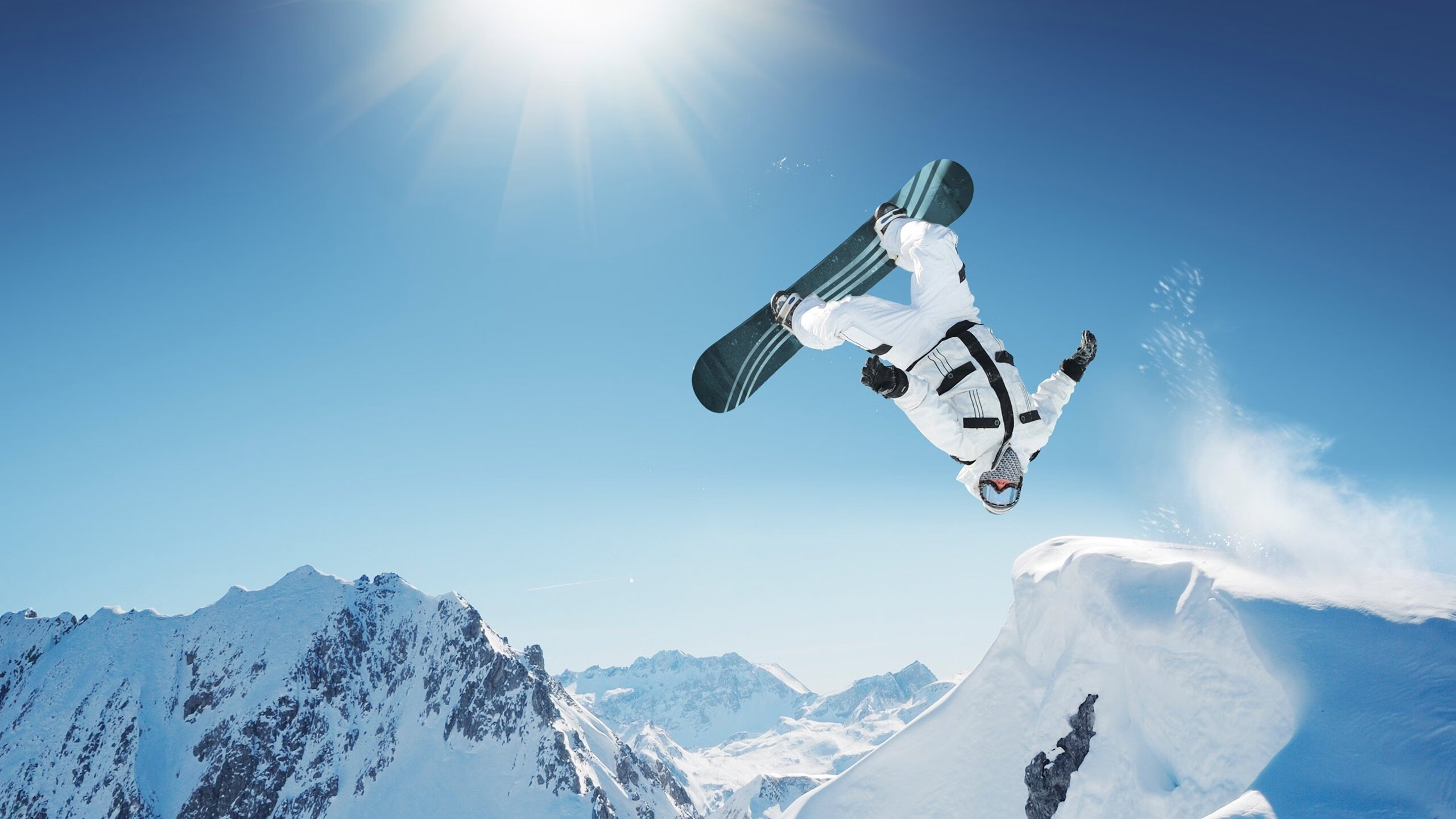 孤胆与荣光，纳达尔年终总决赛戴维斯杯双线作战，率队绝境突围