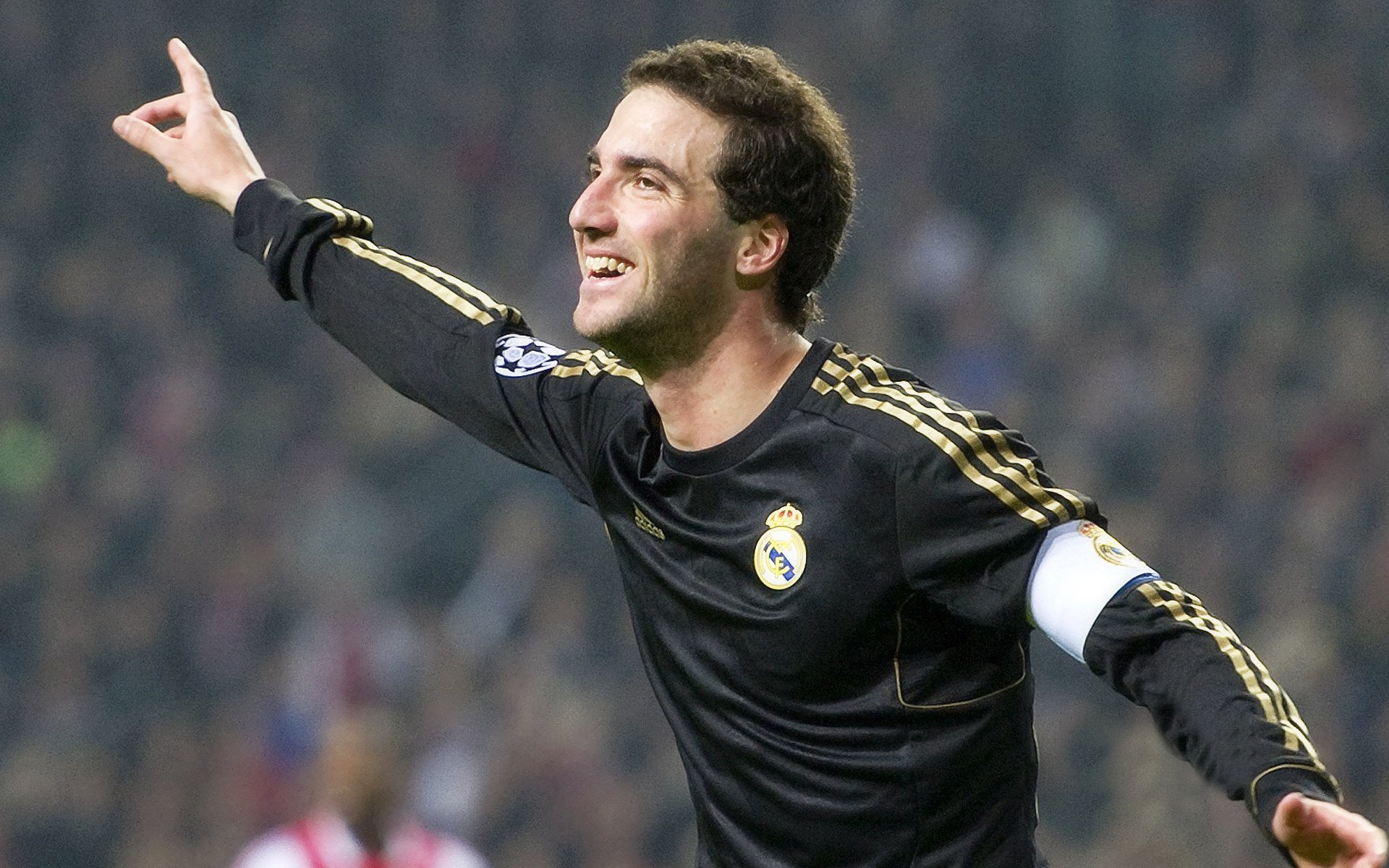 意甲焦点战之夜，当篮球巨星约基奇上演压制级表演